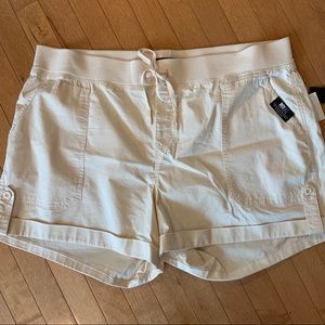 stitch star bermuda shorts